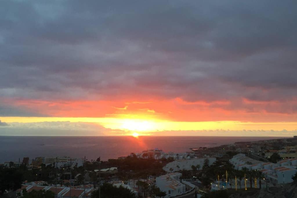 Wonderful View Apartment Costa Adeje  ภายนอก รูปภาพ